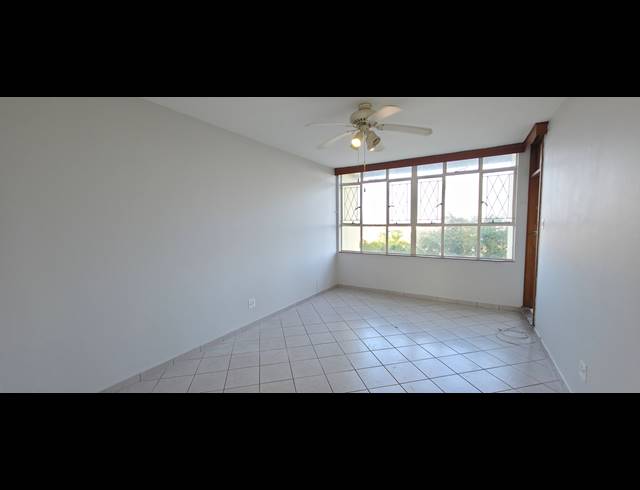 1.5 BEDROOM APARTMENT TO LET IN MORNINGSIDE